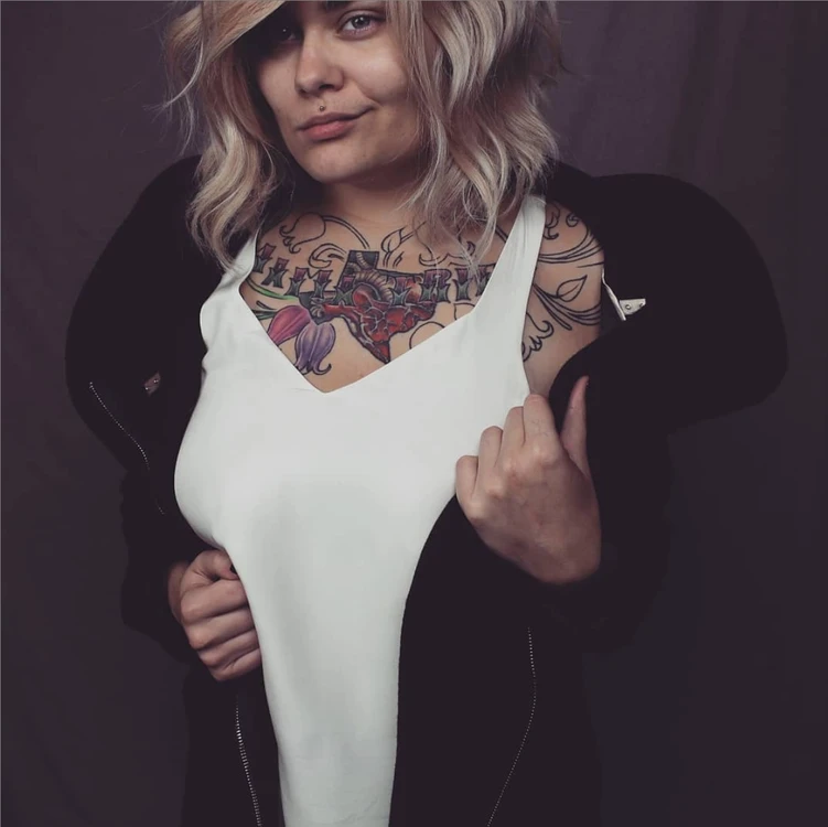 Rowan Profile, Escort 5125957247