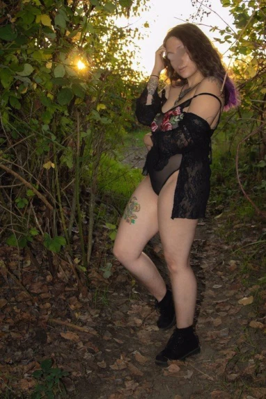 pixiearthoe, 25 years old, 7204650349