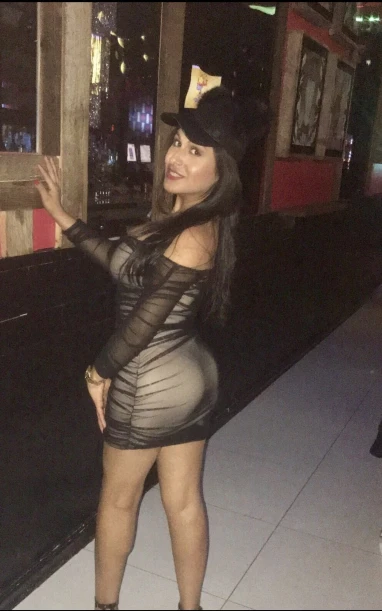 Corona queens, 23 years old, 3475102906