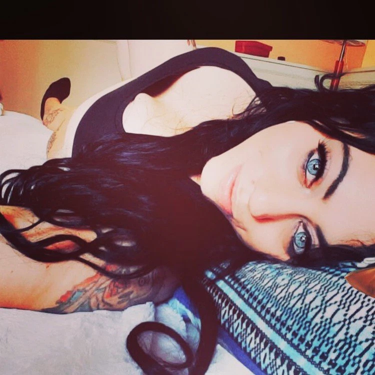 Bellaxbombshell Profile, Escort 4049477745