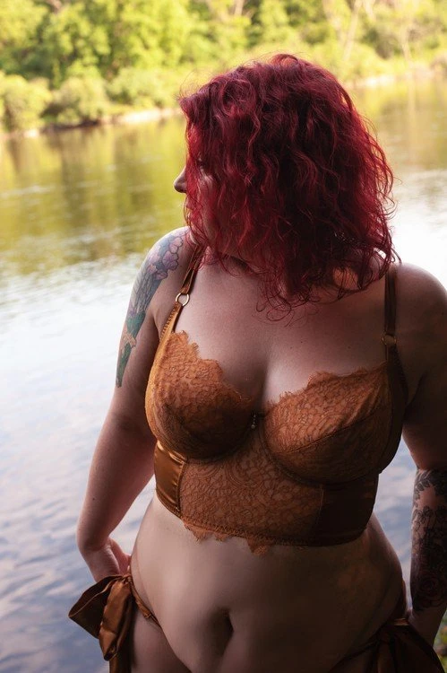 Rose Profile, Escort 7732739550