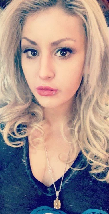 Lili Profile, Escort 8089898083